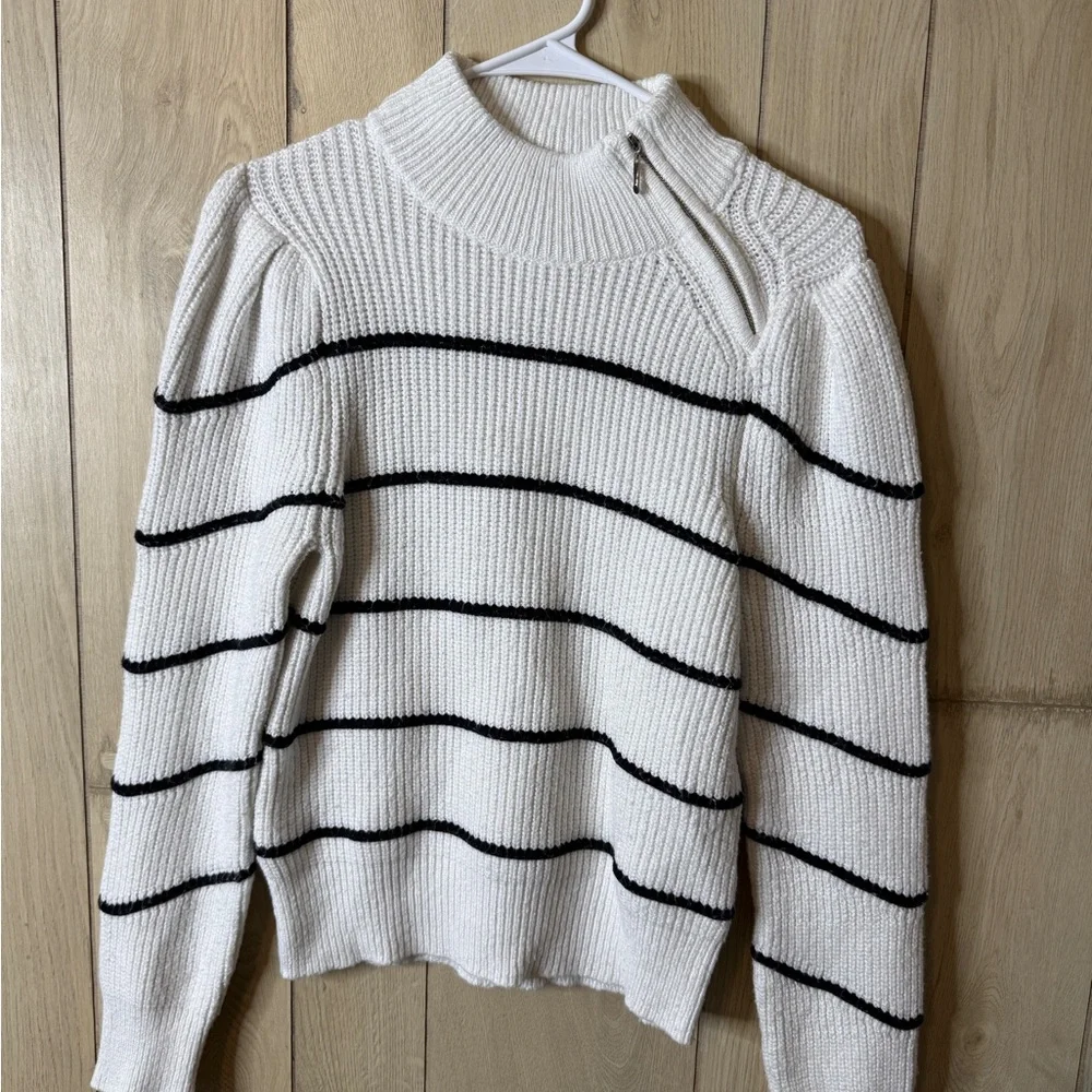 White House Black Market Sweater - Picture 2 of 9